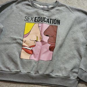 Sweatshirt